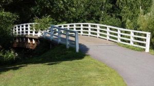 bridge parapet wall